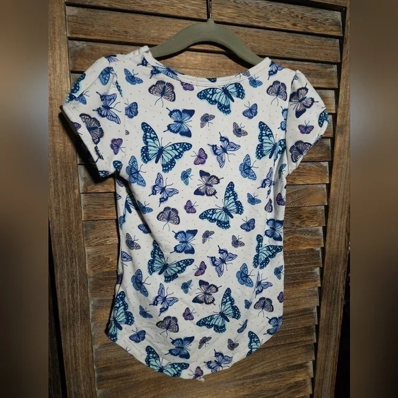 EUC Beautees size 4 front tie Shirt with butterflies - Picture 2 of 3